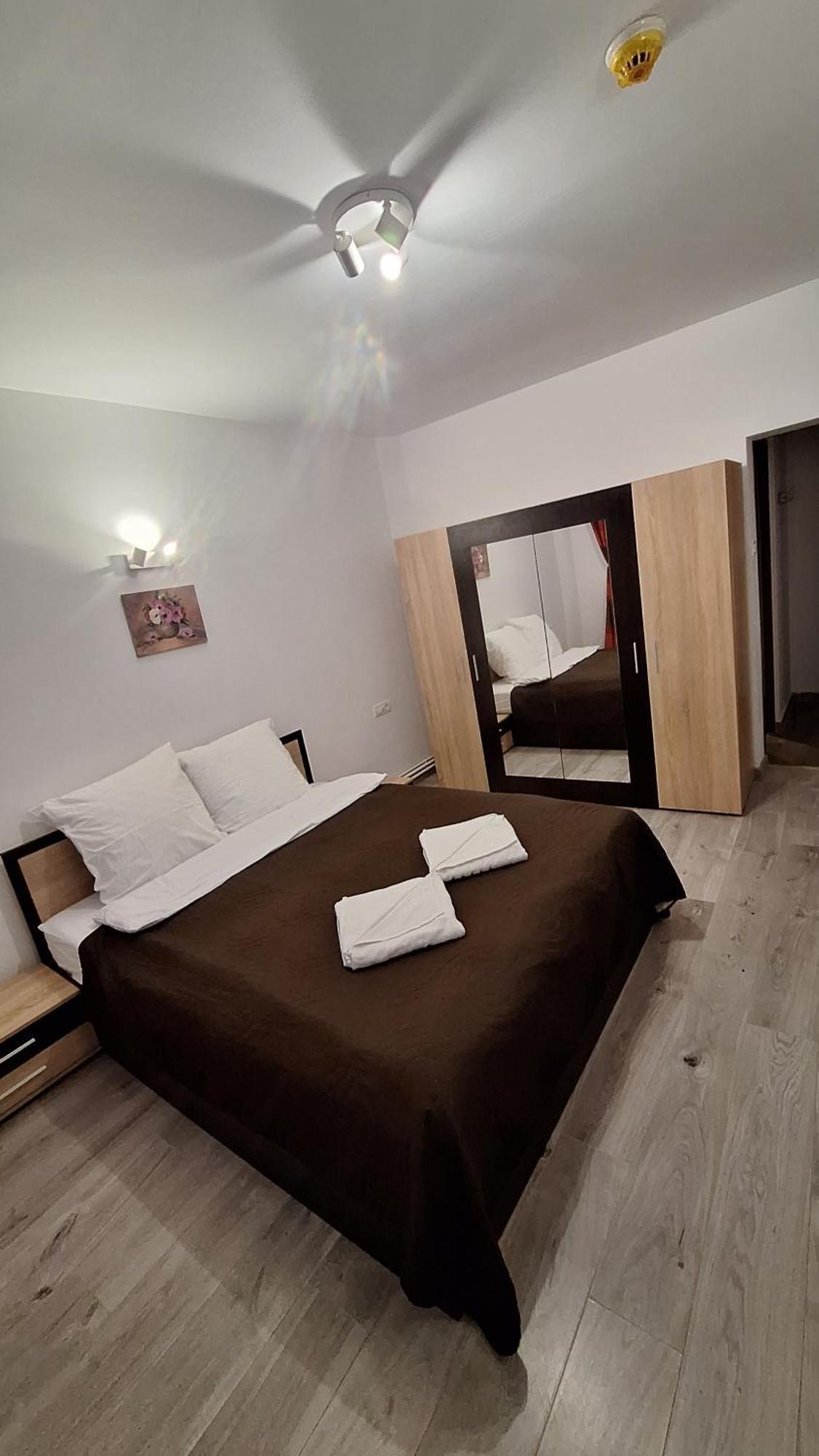 Hotel Casa Antonia Azuga Esterno foto